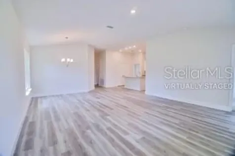1827 N Roberts Trail Bell FL 32619