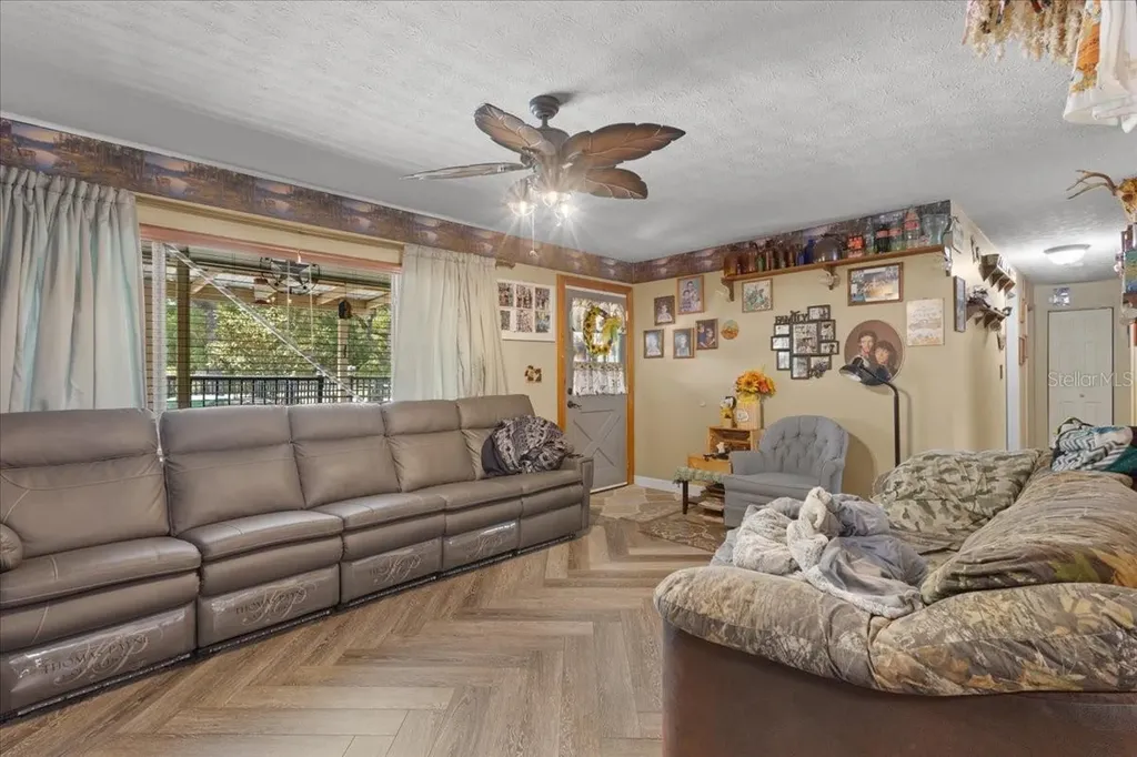8731 NW 127th Place Chiefland FL 32626