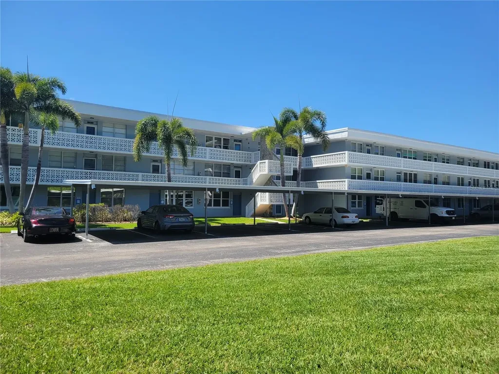 4720 Locust Street NE St Petersburg FL 33703