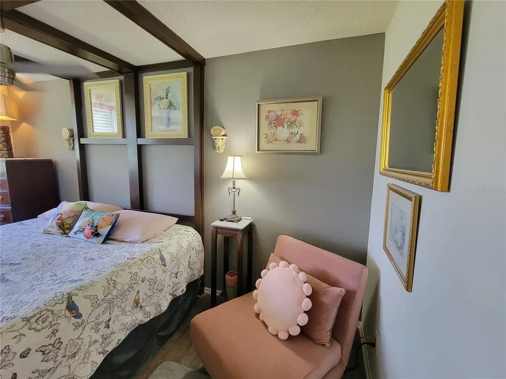 4720 Locust Street NE St Petersburg FL 33703