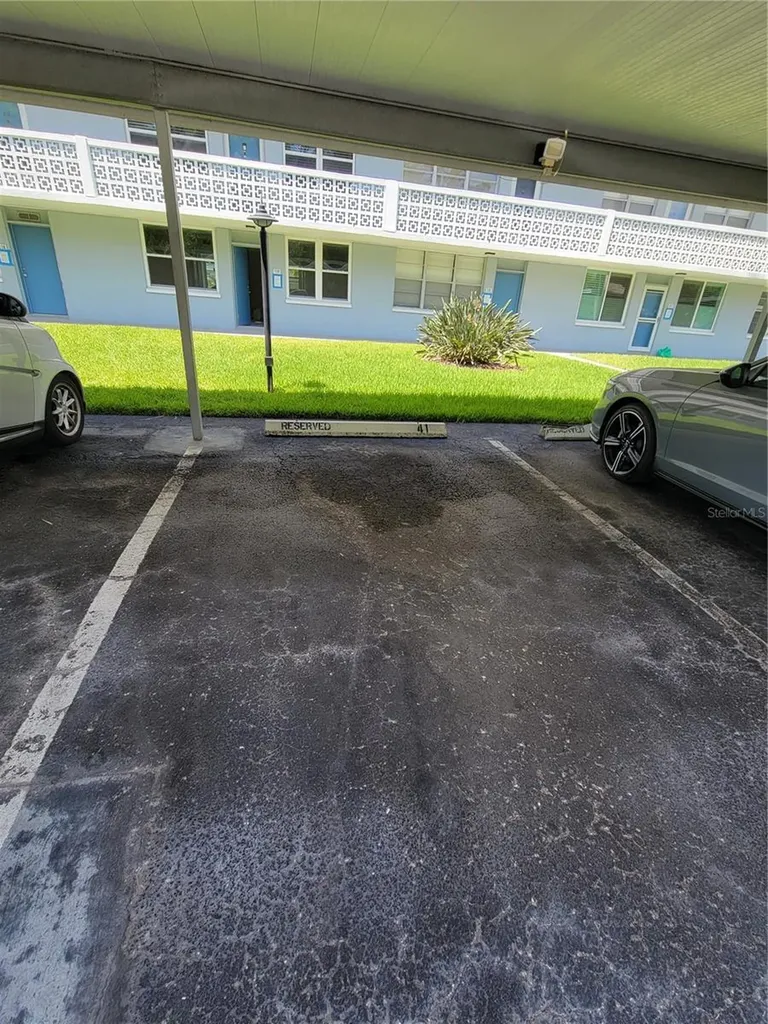 4720 Locust Street NE St Petersburg FL 33703