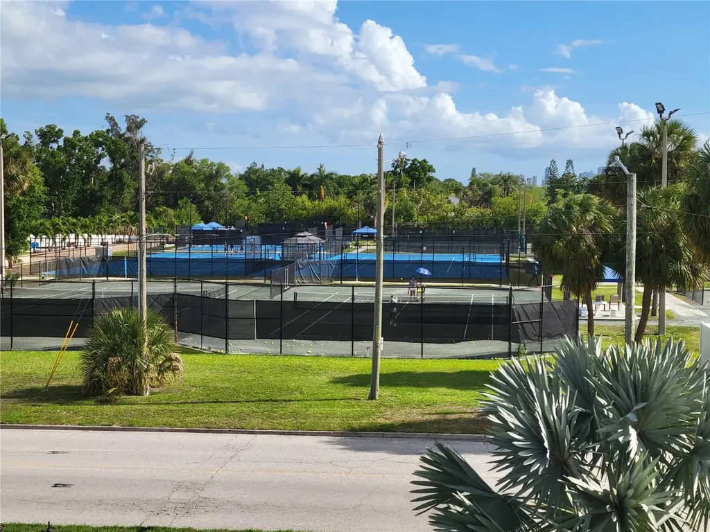 4720 Locust Street NE St Petersburg FL 33703