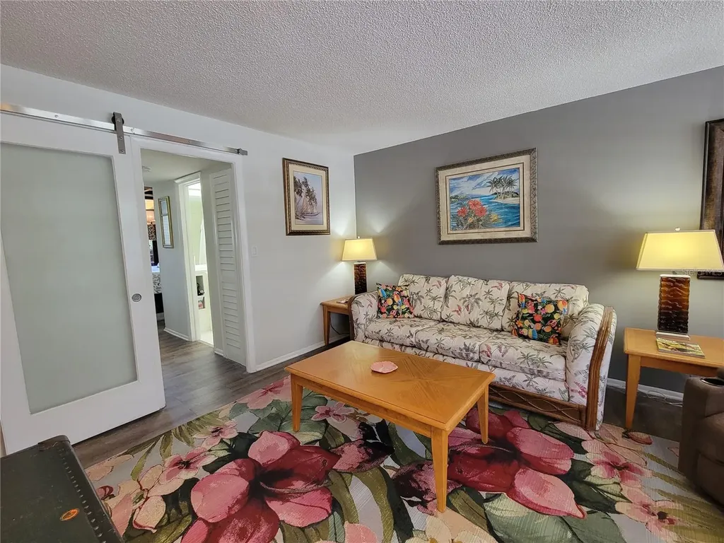 4720 Locust Street NE St Petersburg FL 33703