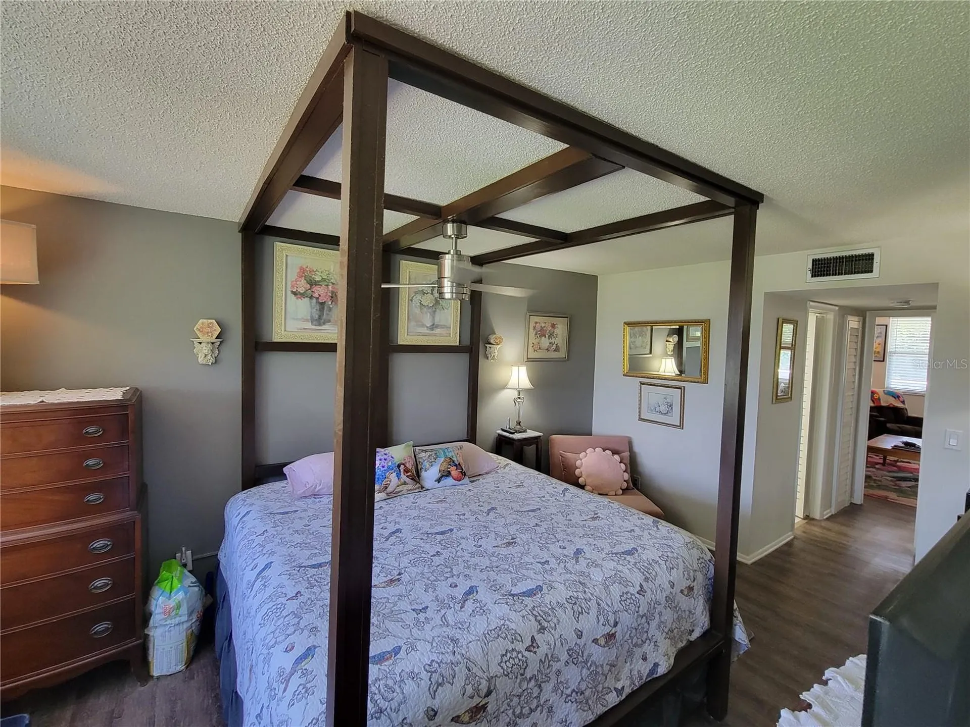 4720 Locust Street NE St Petersburg FL 33703