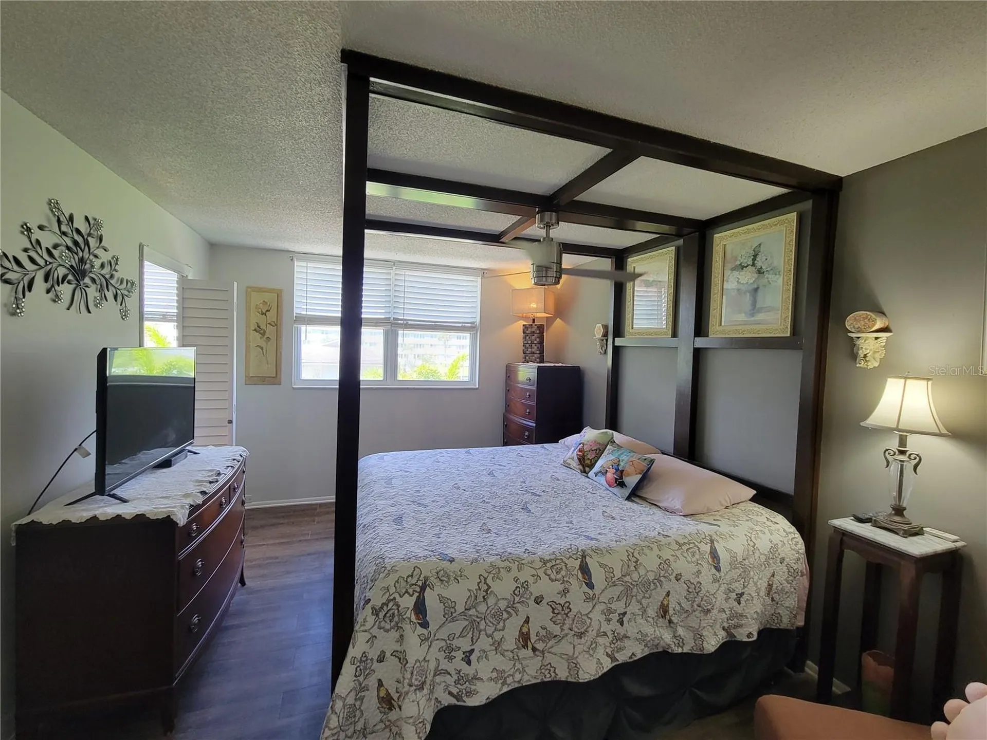 4720 Locust Street NE St Petersburg FL 33703