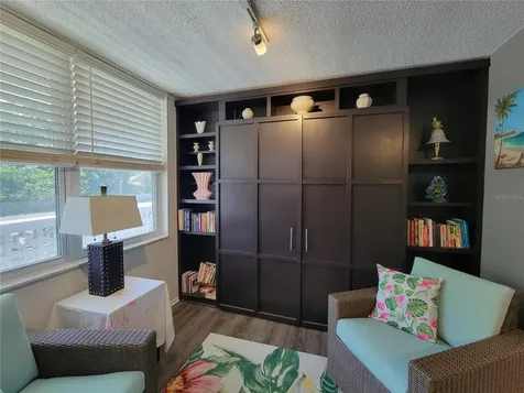 4720 Locust Street NE St Petersburg FL 33703