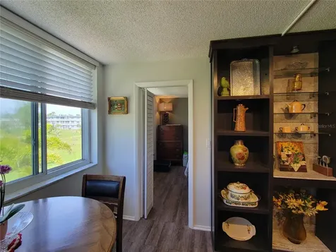 4720 Locust Street NE St Petersburg FL 33703