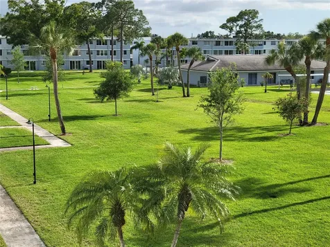 4720 Locust Street NE St Petersburg FL 33703
