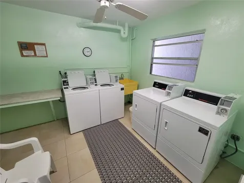 4720 Locust Street NE St Petersburg FL 33703