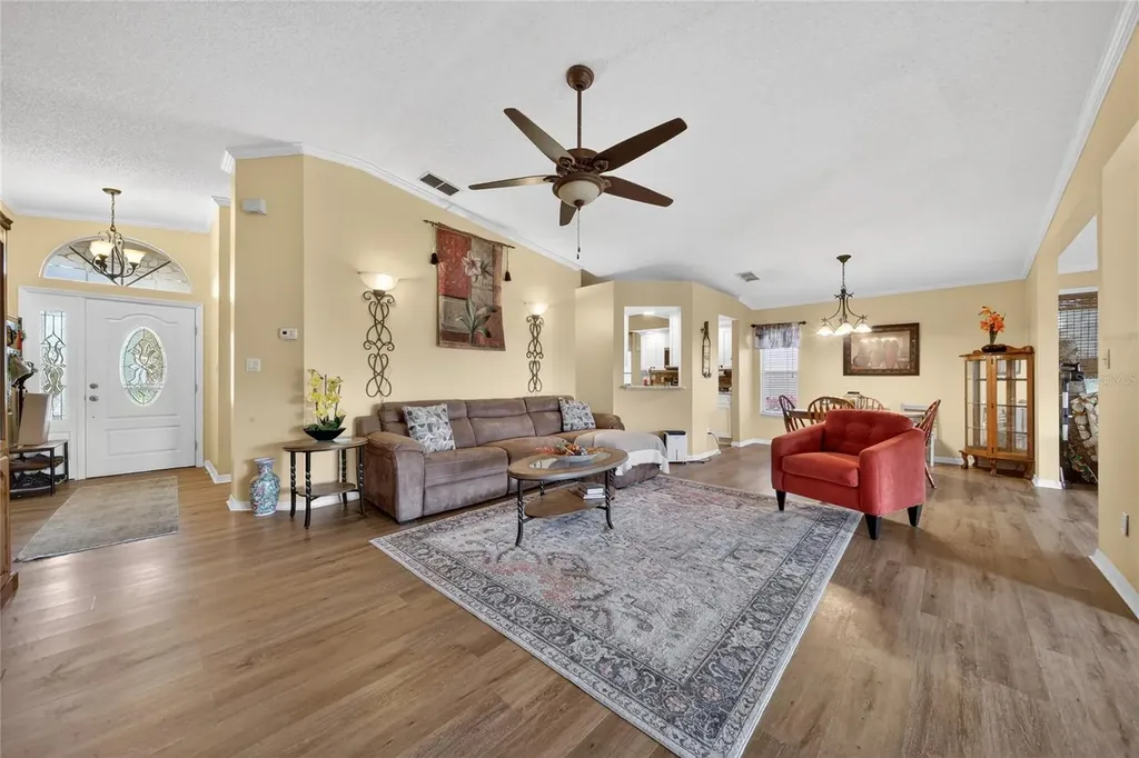 5069 El Destino Drive Leesburg FL 34748