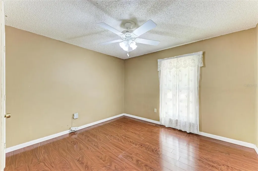903 Plum Tree Lane Sarasota FL 34243