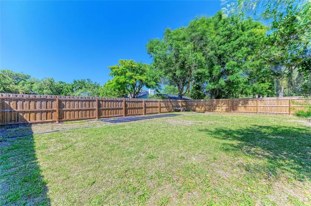 903 Plum Tree Lane Sarasota FL 34243