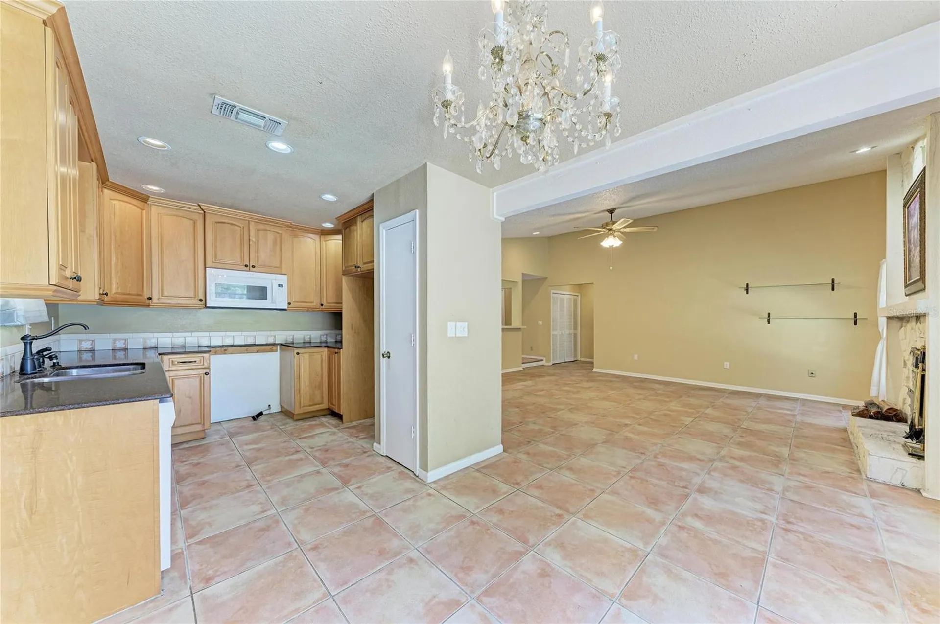 903 Plum Tree Lane Sarasota FL 34243