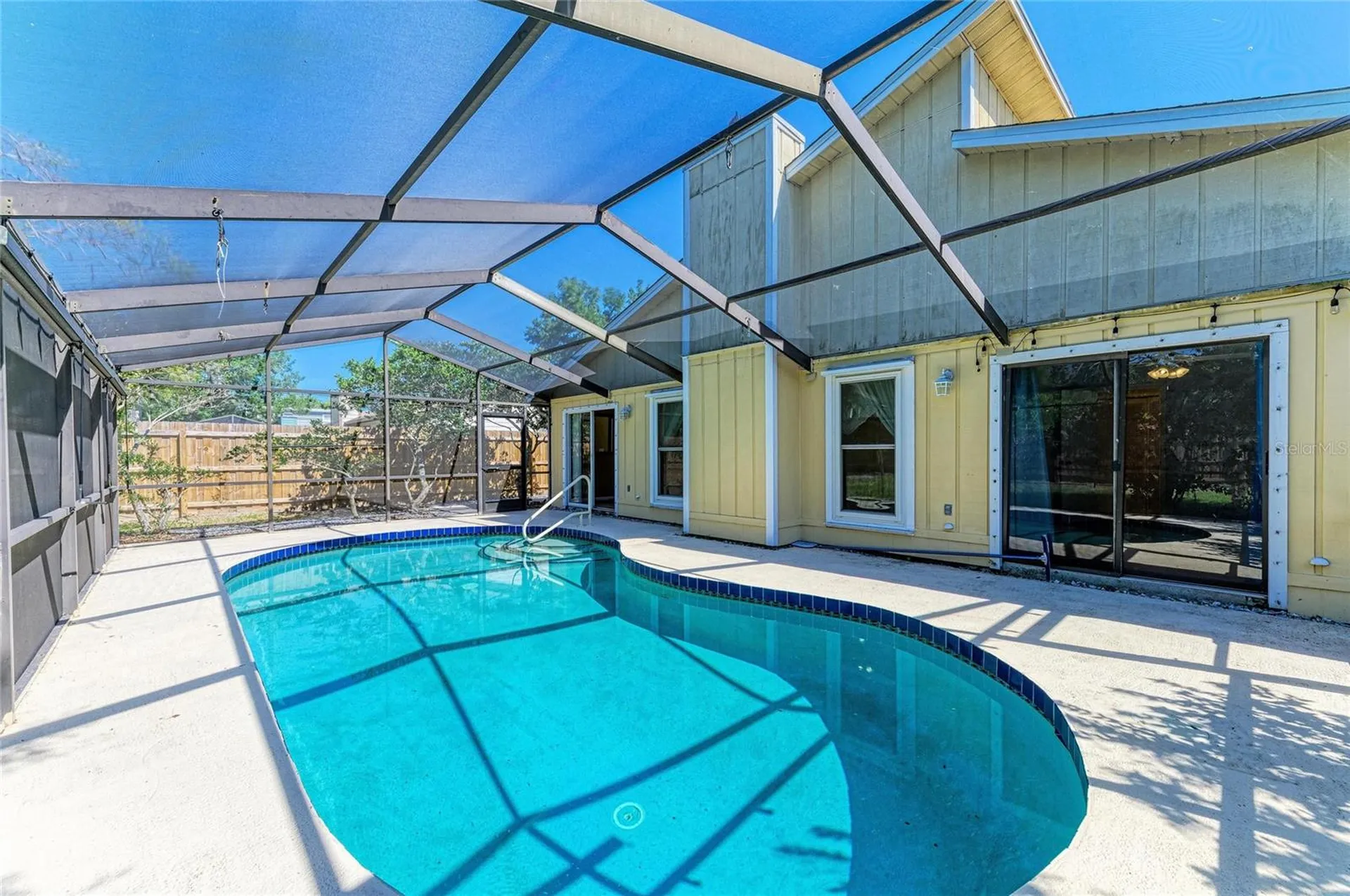 903 Plum Tree Lane Sarasota FL 34243