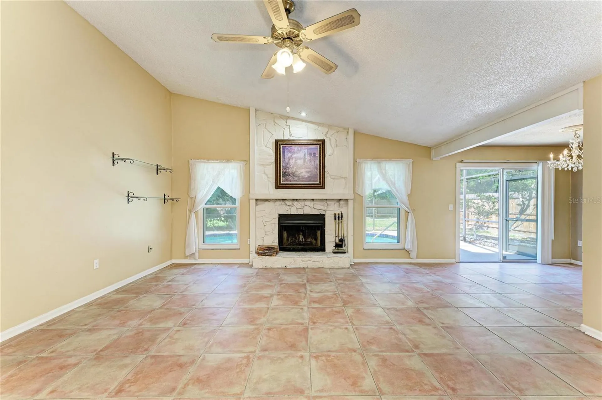 903 Plum Tree Lane Sarasota FL 34243