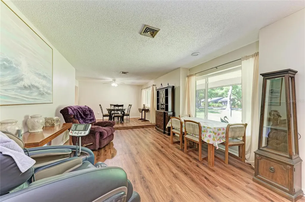 4328 Lost Forest Lane Sarasota FL 34235