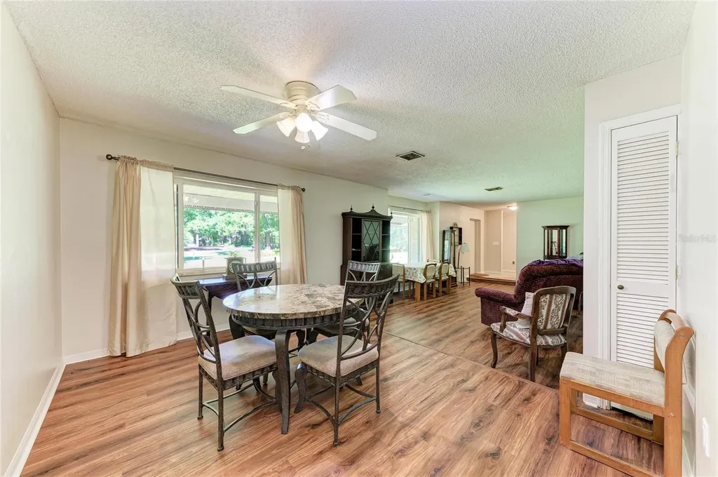 4328 Lost Forest Lane Sarasota FL 34235