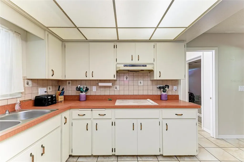 4328 Lost Forest Lane Sarasota FL 34235