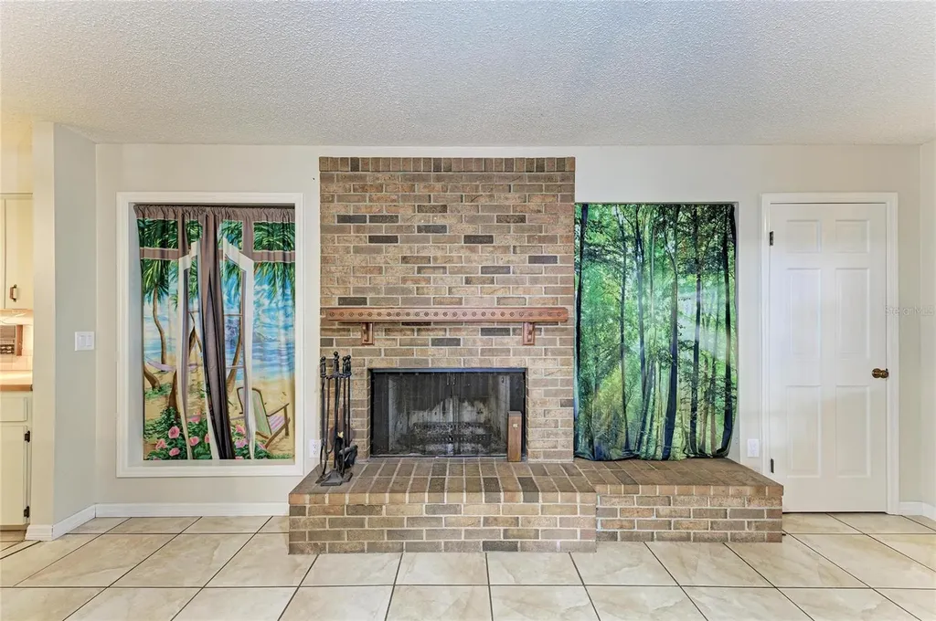 4328 Lost Forest Lane Sarasota FL 34235