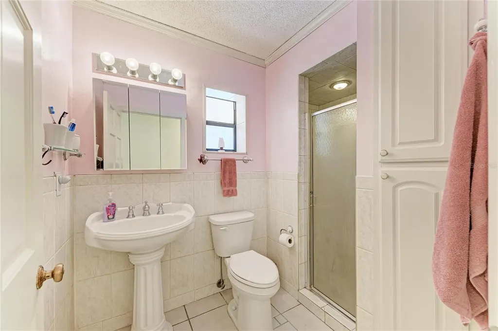 4328 Lost Forest Lane Sarasota FL 34235