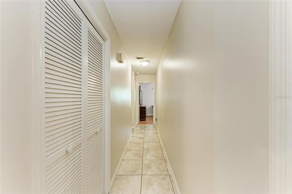 4328 Lost Forest Lane Sarasota FL 34235