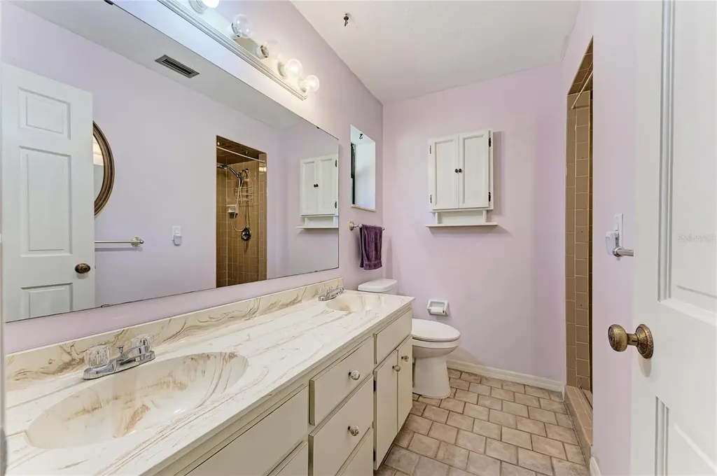 4328 Lost Forest Lane Sarasota FL 34235