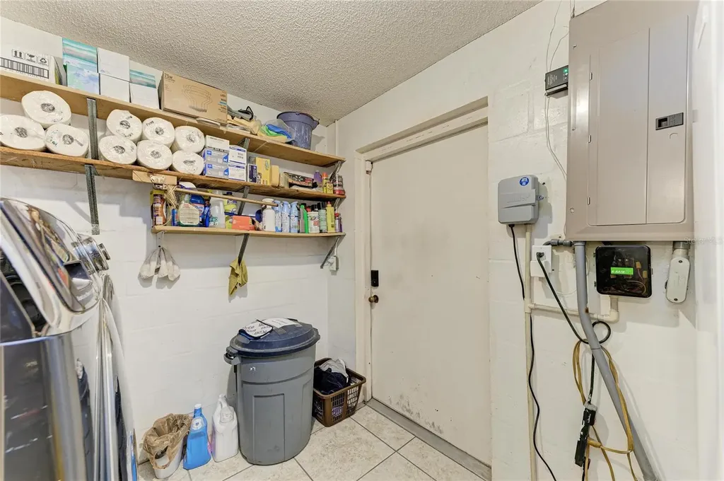 4328 Lost Forest Lane Sarasota FL 34235
