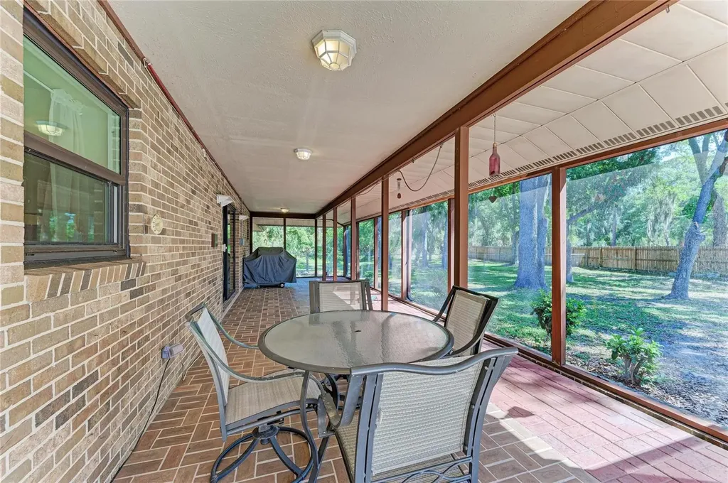 4328 Lost Forest Lane Sarasota FL 34235