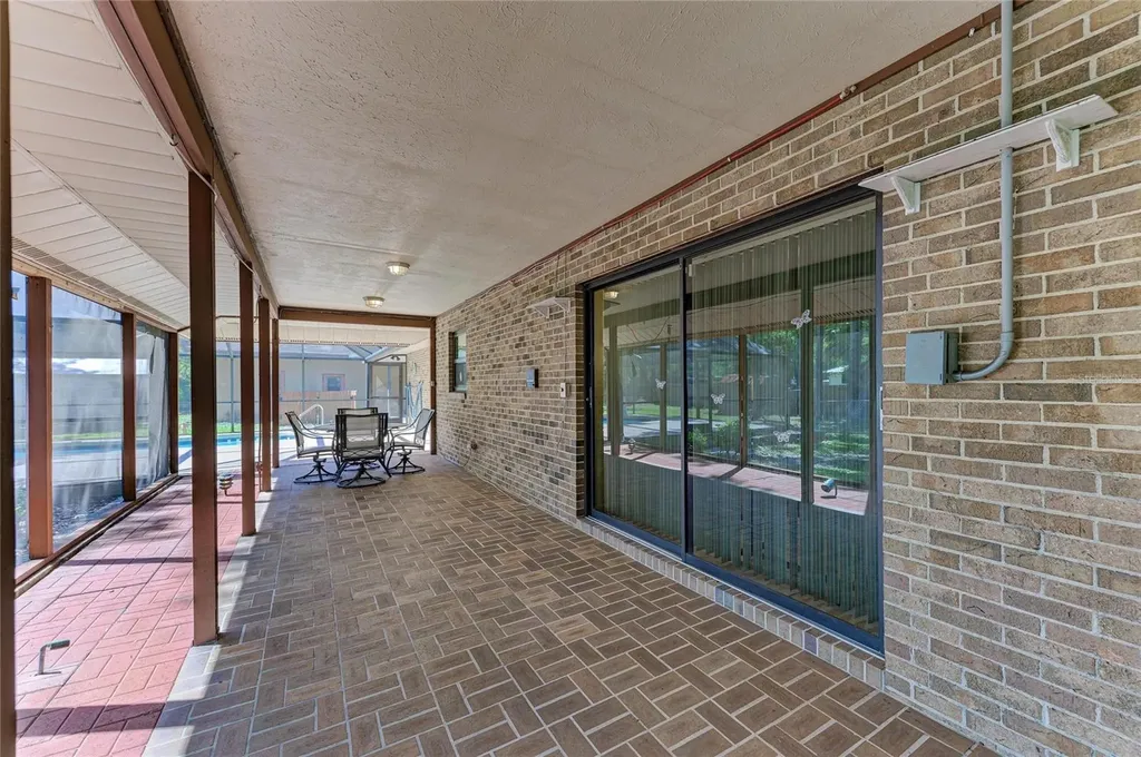 4328 Lost Forest Lane Sarasota FL 34235
