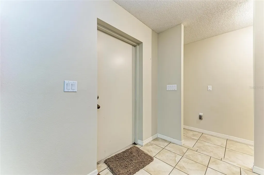 4328 Lost Forest Lane Sarasota FL 34235