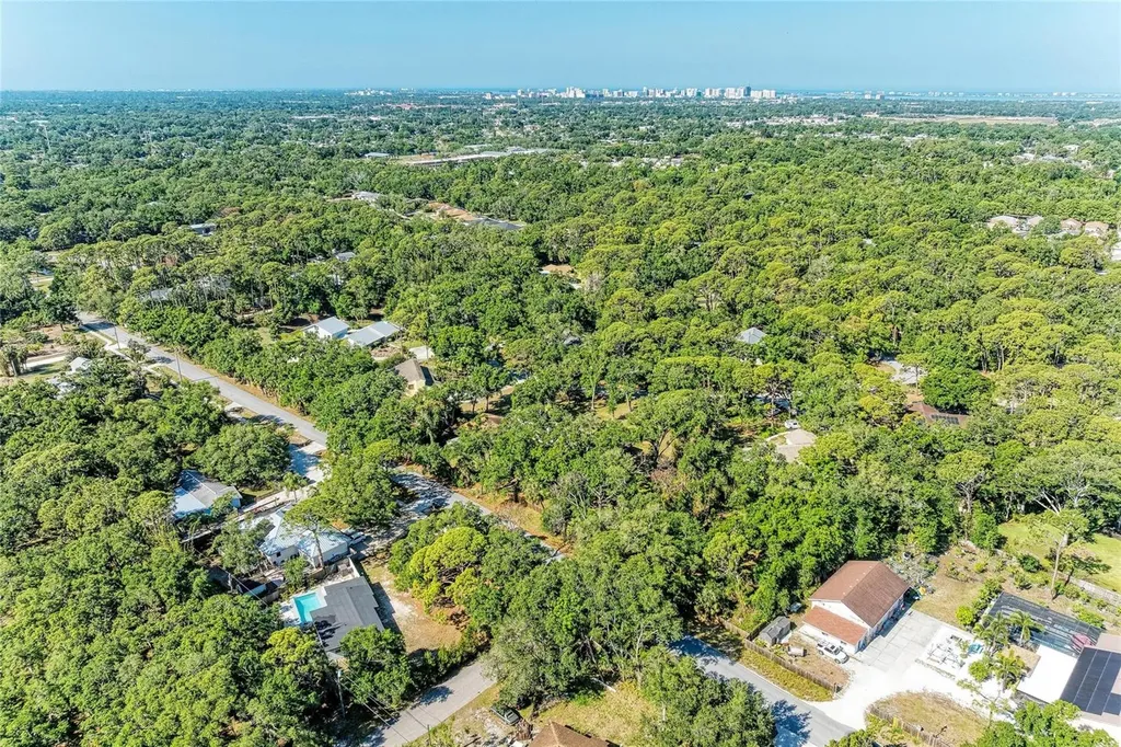 4328 Lost Forest Lane Sarasota FL 34235