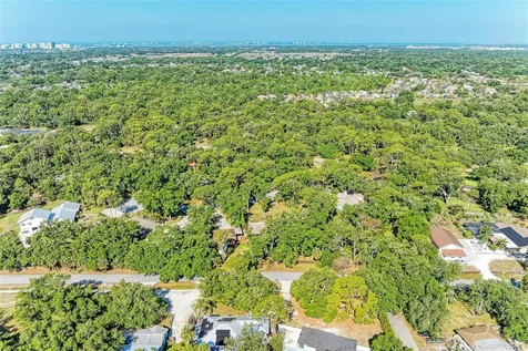 4328 Lost Forest Lane Sarasota FL 34235