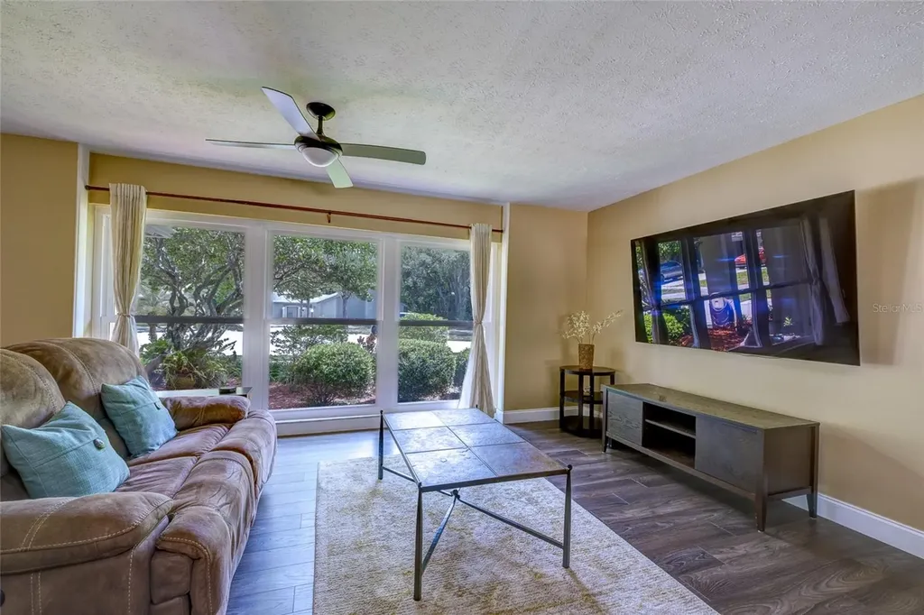 3210 Tarabrook Drive Tampa FL 33618