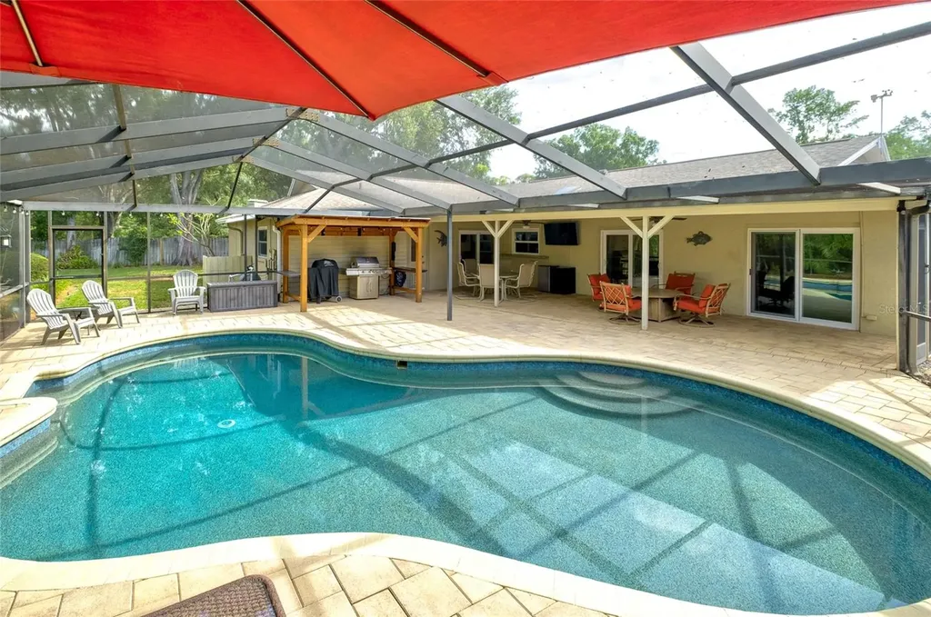 3210 Tarabrook Drive Tampa FL 33618