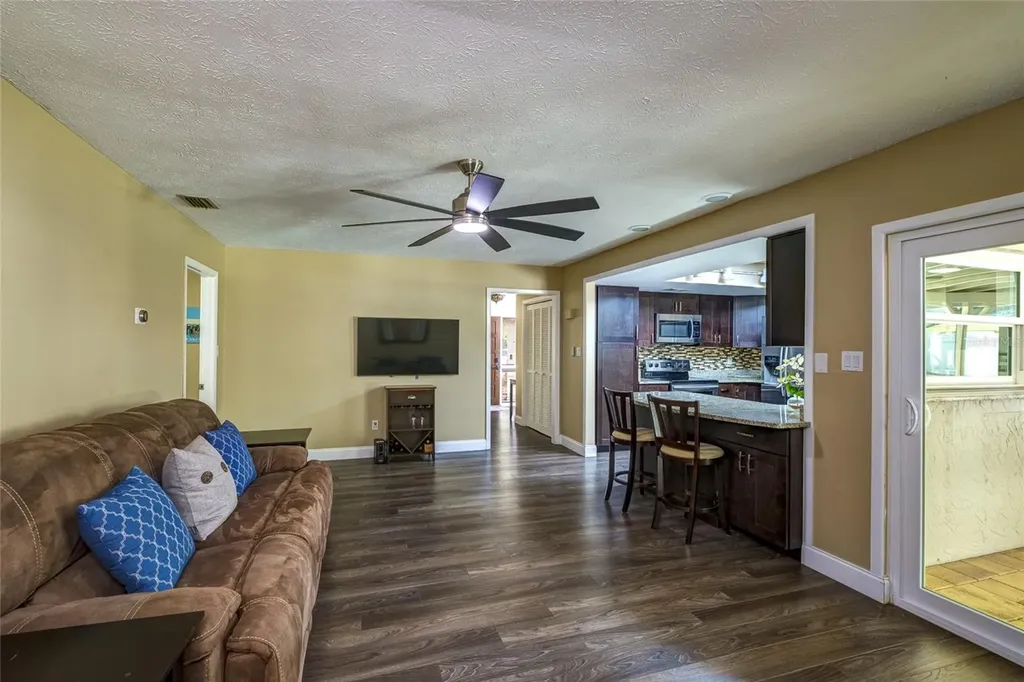 3210 Tarabrook Drive Tampa FL 33618