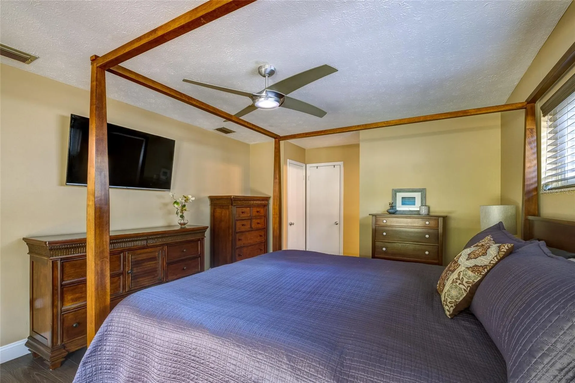 3210 Tarabrook Drive Tampa FL 33618