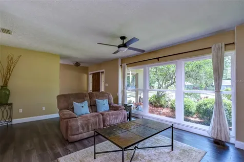 3210 Tarabrook Drive Tampa FL 33618