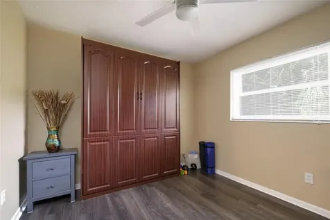 3210 Tarabrook Drive Tampa FL 33618