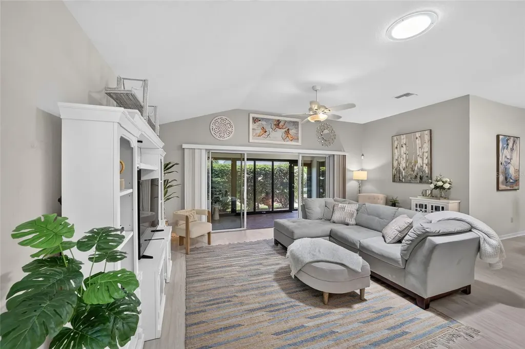 481 Island House Path The Villages FL 32163