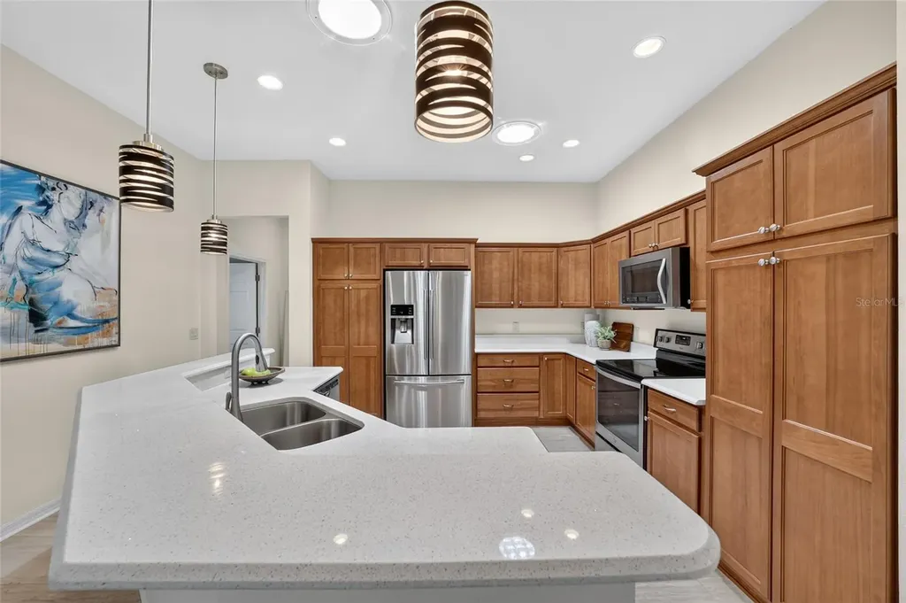 481 Island House Path The Villages FL 32163