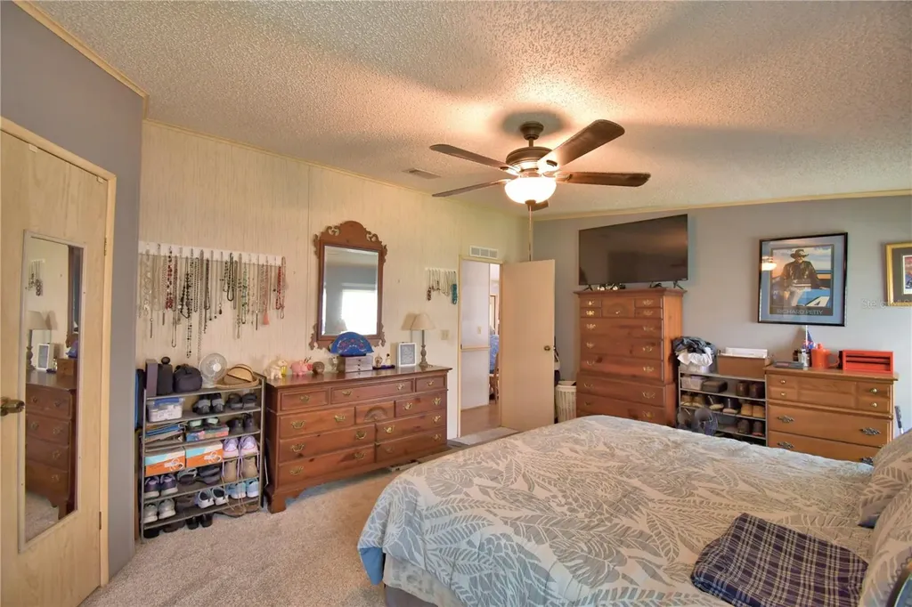 447 Village Circle SW Winter Haven FL 33880