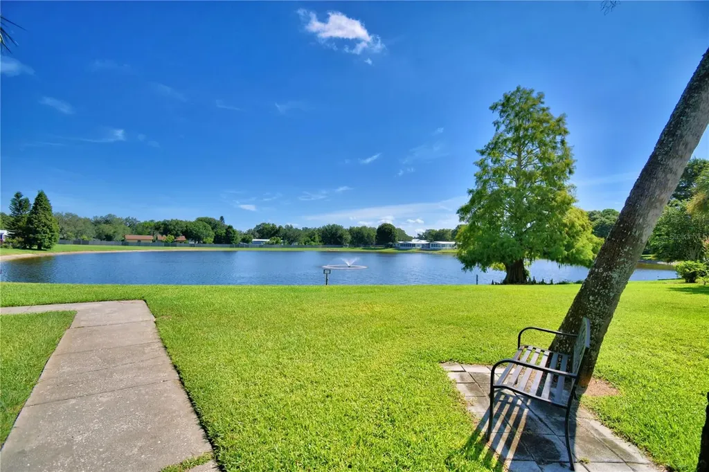 447 Village Circle SW Winter Haven FL 33880