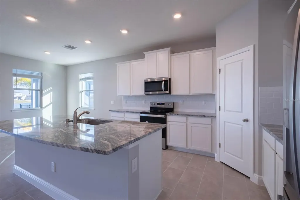 345 Mangrove Manor Drive Apollo Beach FL 33572