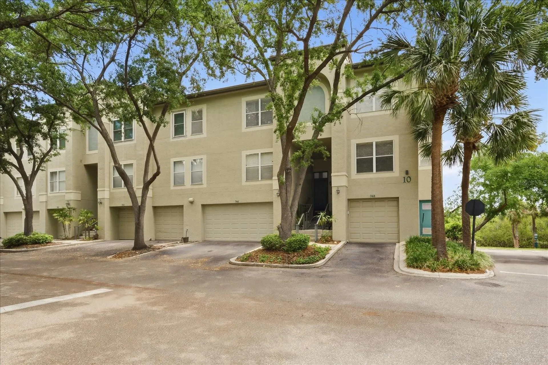 746 Coral Reef Drive Tampa FL 33602