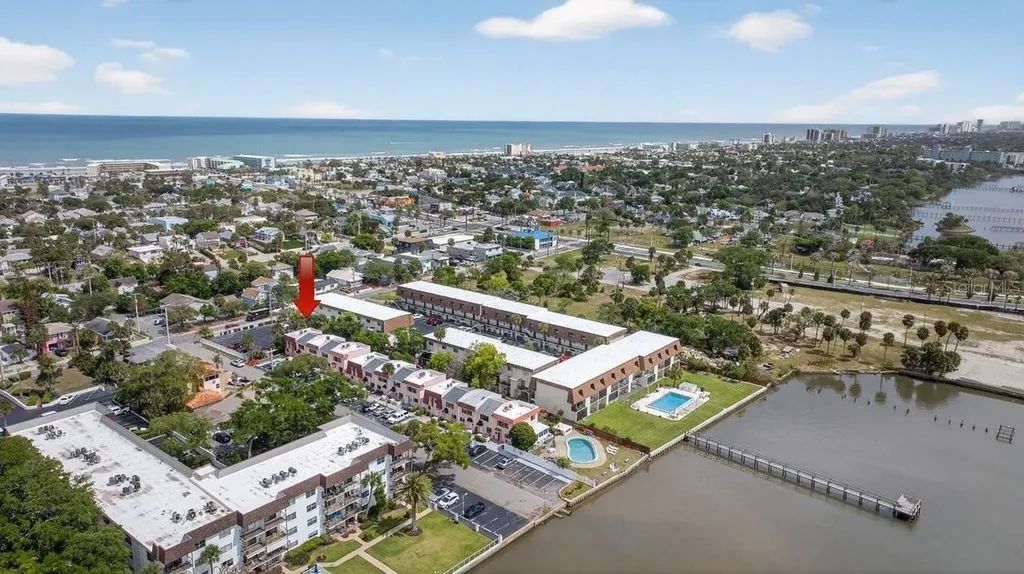 128 Mitchell Place Daytona Beach FL 32118