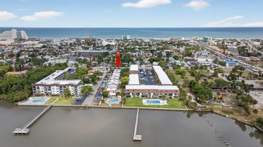 128 Mitchell Place Daytona Beach FL 32118