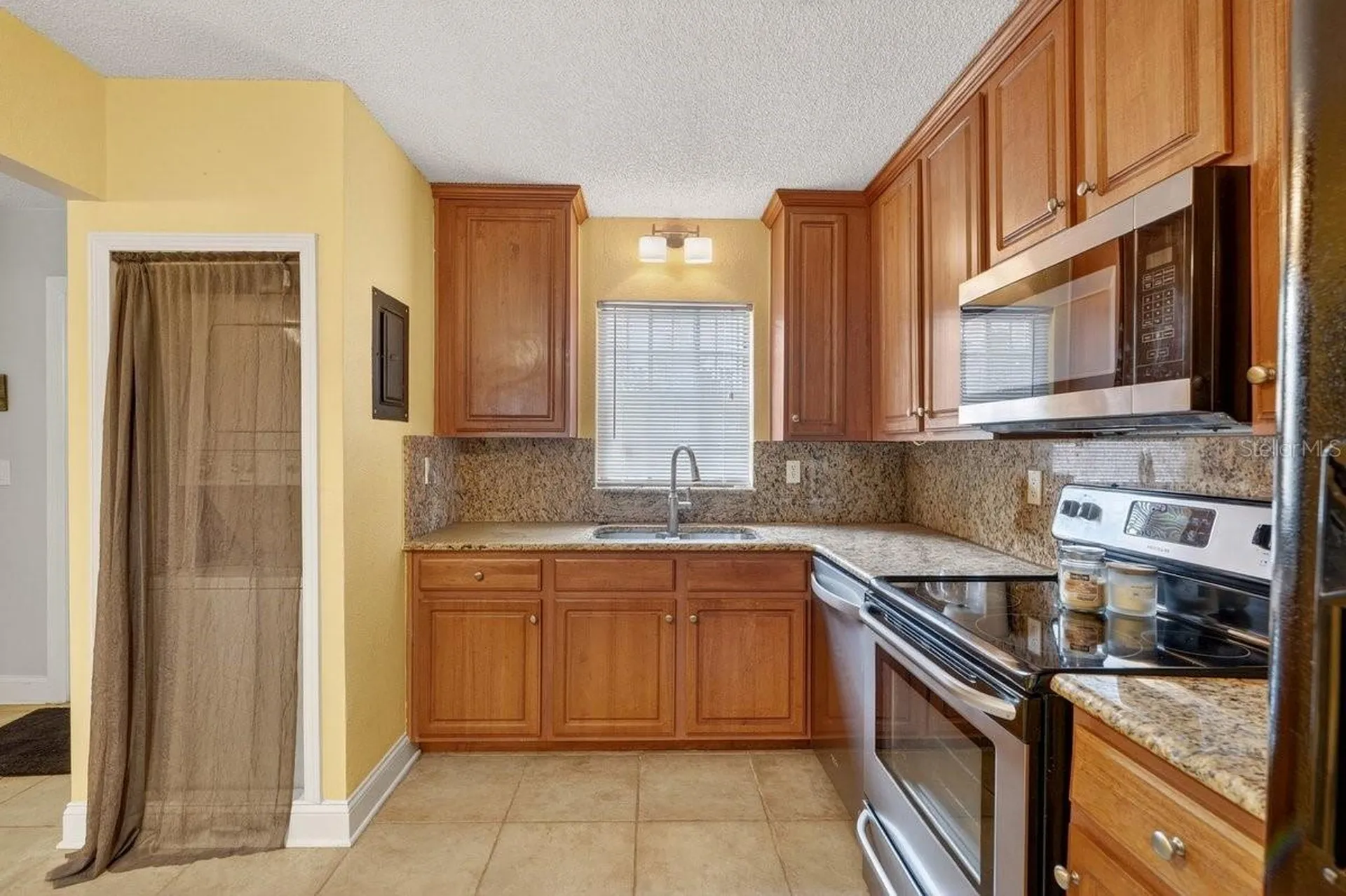 128 Mitchell Place Daytona Beach FL 32118