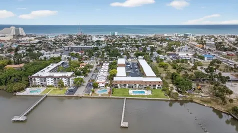 128 Mitchell Place Daytona Beach FL 32118
