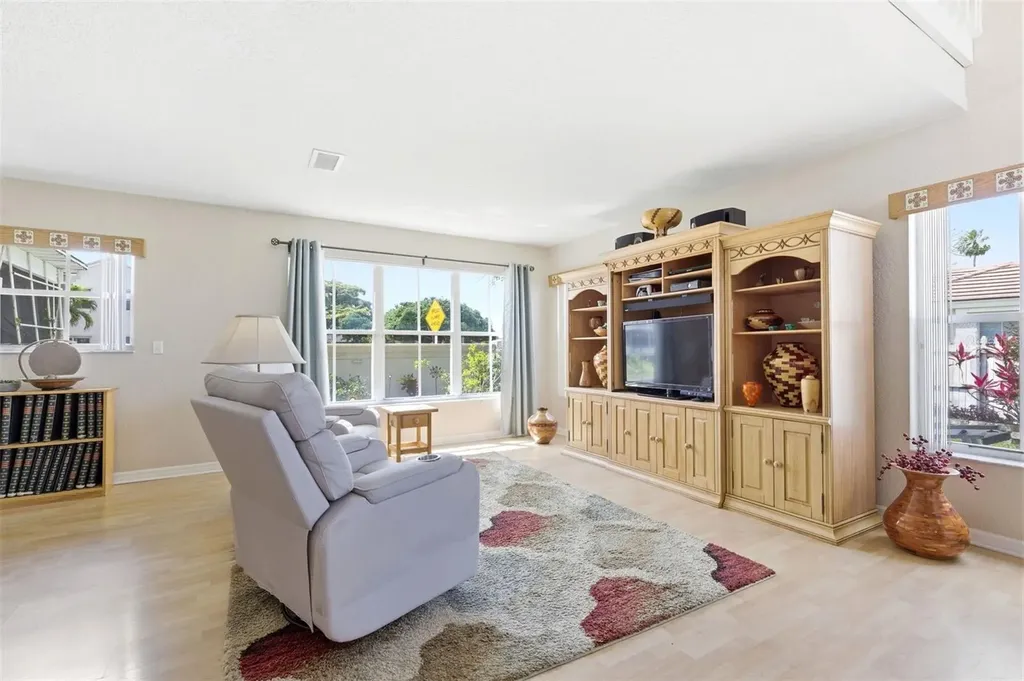 3135 Sunset Circle Margate FL 33063