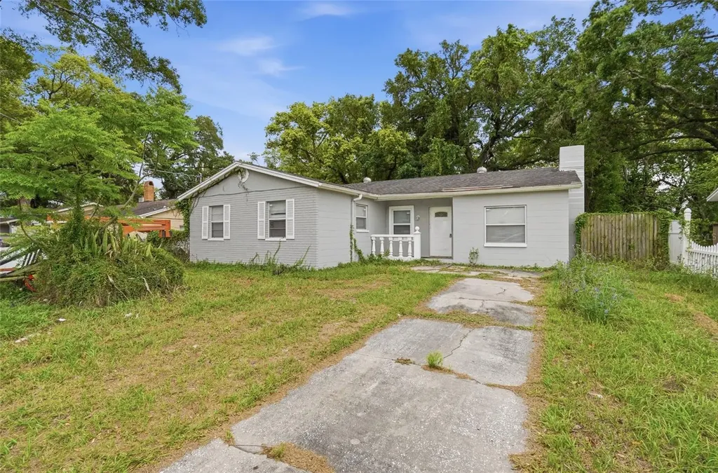 4811 E Clifton Street Tampa FL 33610